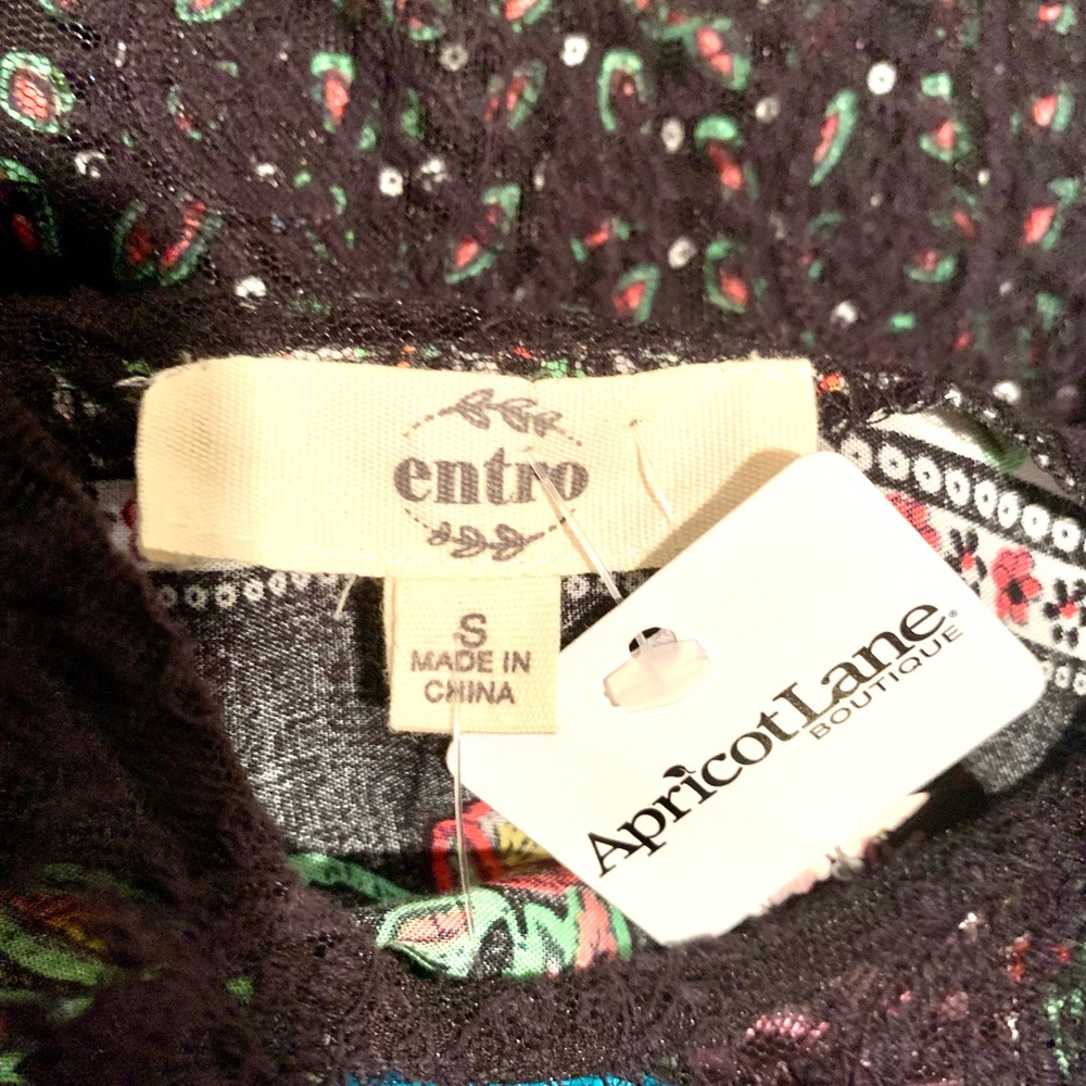 Entro Apricot open lace Lane Top / Dress , Size S - Picture 3 of 4